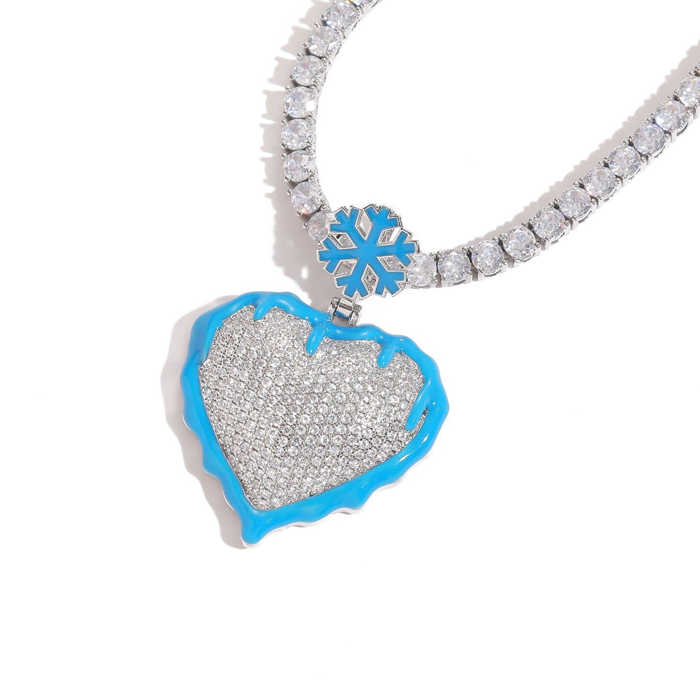 Luminous Personalized Micro-Set Zirconia Heart Pendant